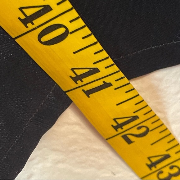 Designer embroidered silk robe made in Vietnam by Lan Huong Asian Belted pockets - Picture 7 of 9